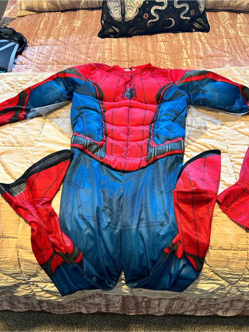 Kid’s Spider-Man Costume | Size Medium - Picture 2 of 5